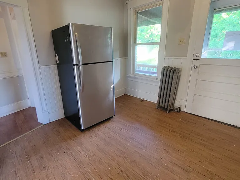 568-570 Main St #6 — Photo 7