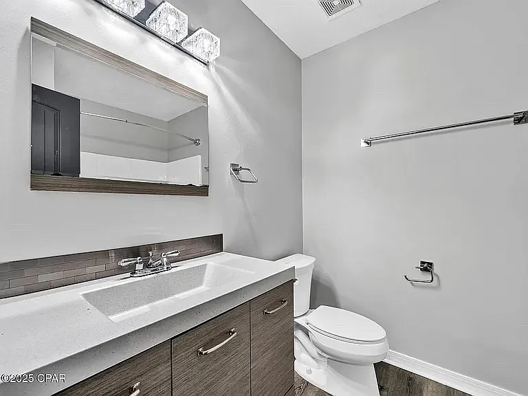 123 Hampton Dr #119 — Photo 8