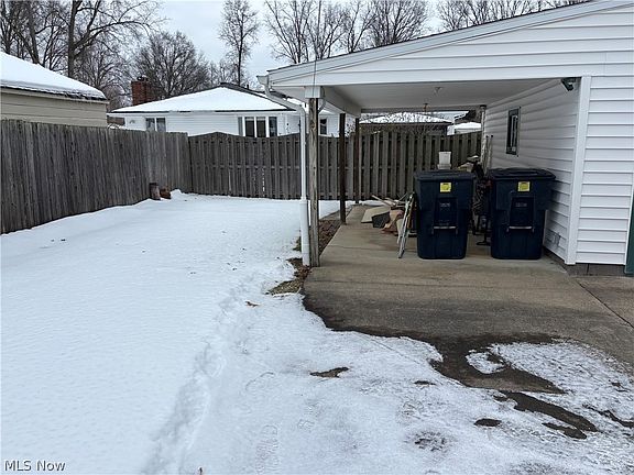 4th image of 1924 Westwood Dr NW