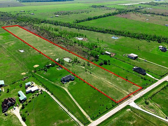 3rd image of 1686 County Road 615