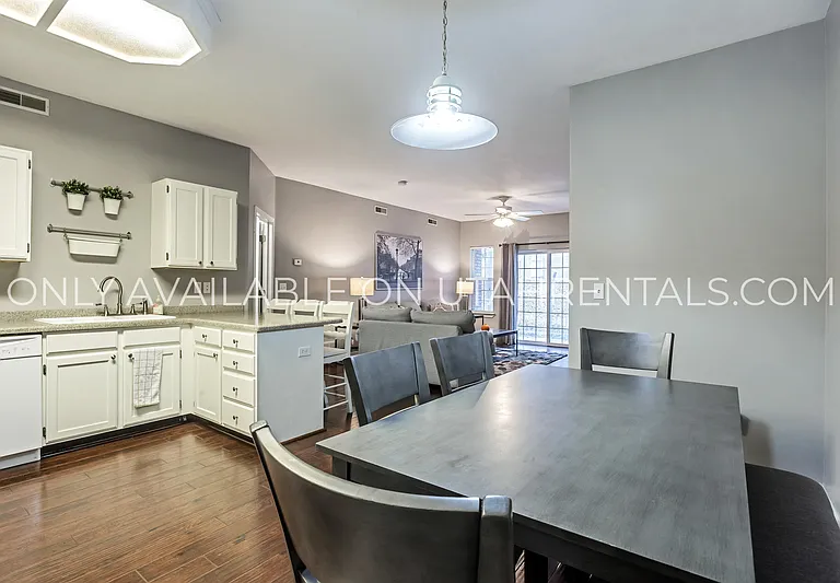 421 Belmont Pl #156 — Photo 14
