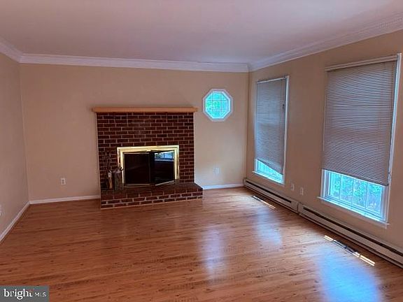 4th image of 103 Douglas Ln