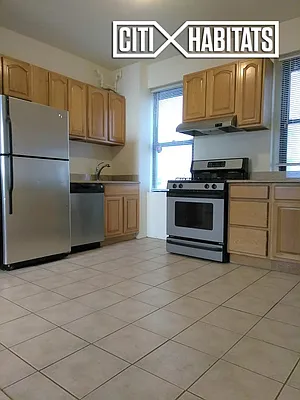 Rented by Citi Habitats | media 9