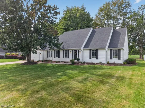 722 Jaycox Rd, Avon Lake, OH 44012