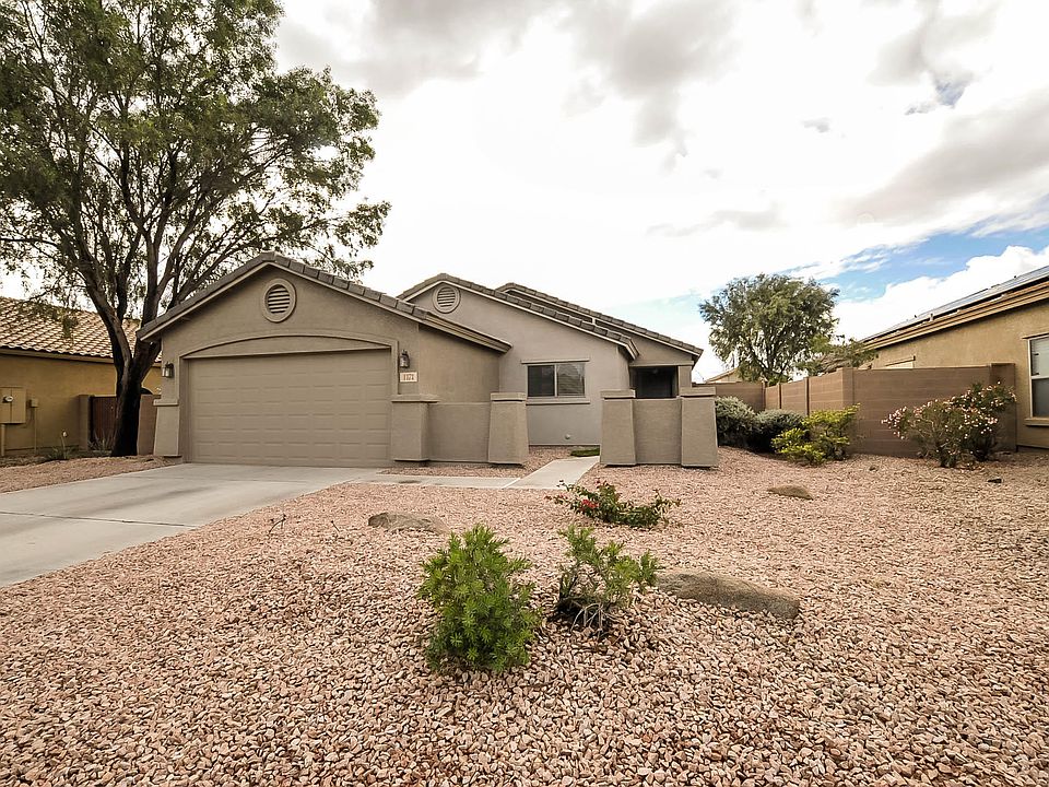 1st image of 1373 E Linda Dr