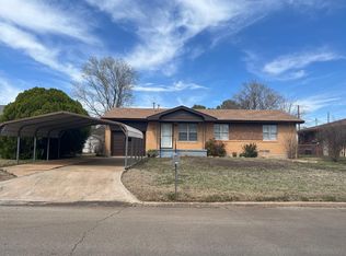 607 SW 45th St, Lawton, OK 73505