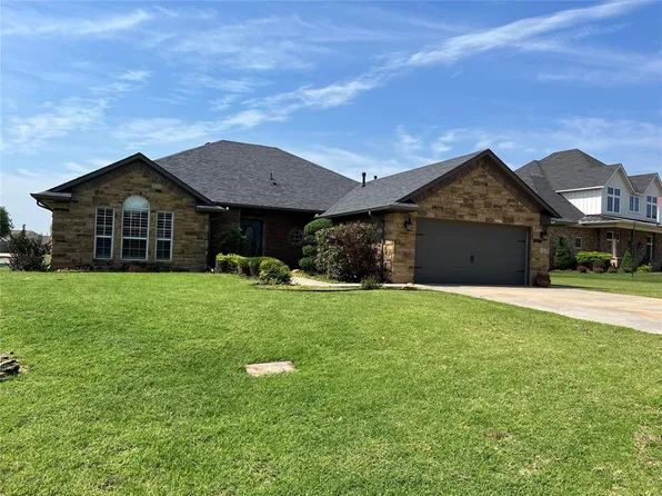 136 Eagle Cir, Elk City, OK 73644