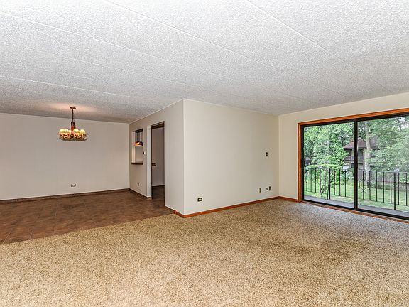 3rd image of 11015 S 84th Ave APT 2D