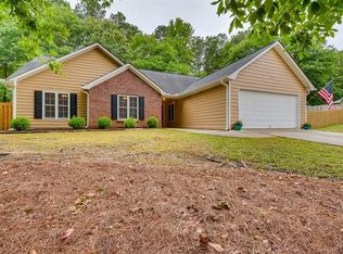 2265 Huntington Dr, Loganville, GA 30052