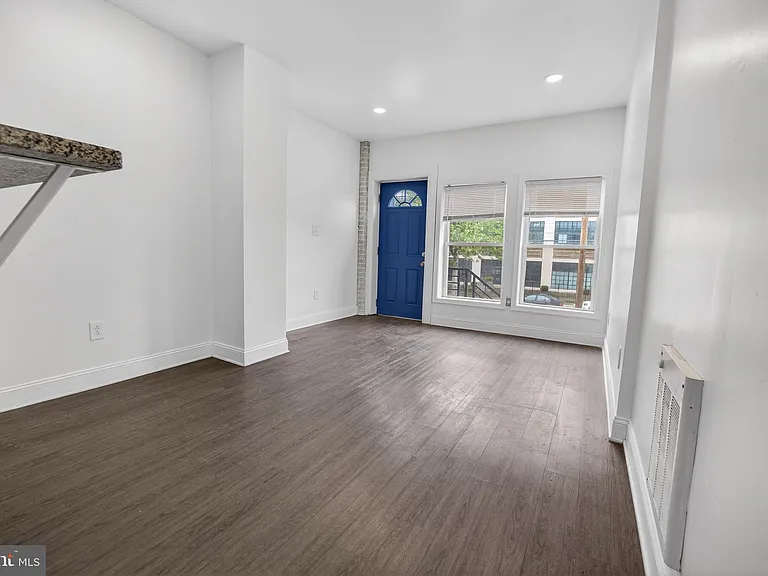 3138 W Allegheny Ave #A — Photo 3