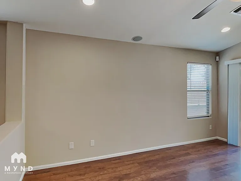 4265 E Bonanza Rd — Photo 3