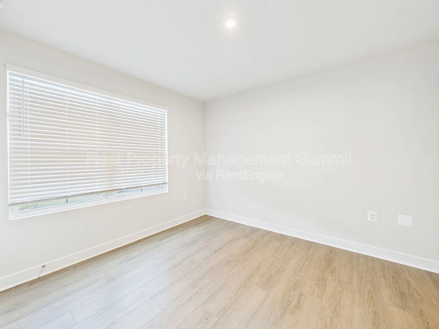 3 bed, 2.0 bath, $2,100 — Photo 4