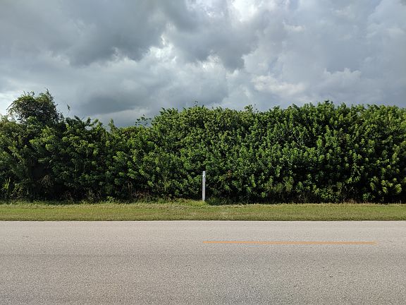 5th image of 19836 Kenilworth Blvd