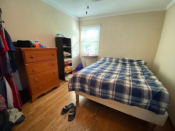 3rd image of 1792 Northwest Blvd APT B