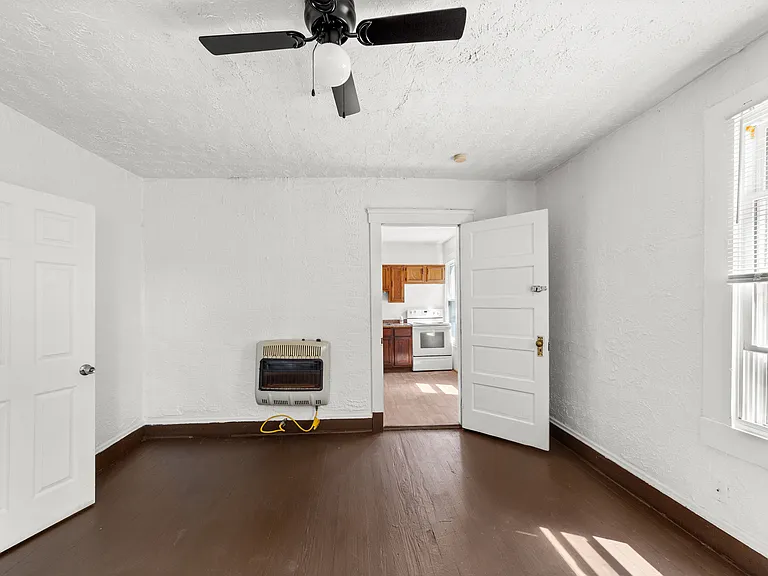 8302 Sowinski Ave #UP — Photo 3