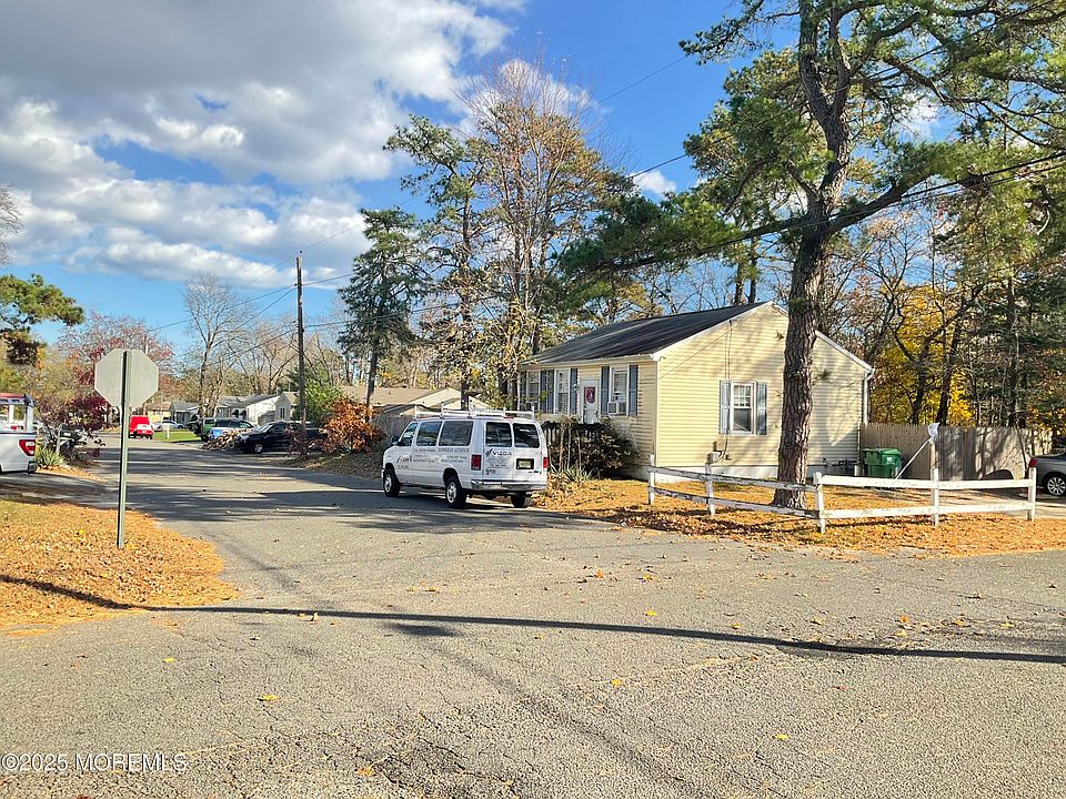 1st image of 1400 9th Avenue