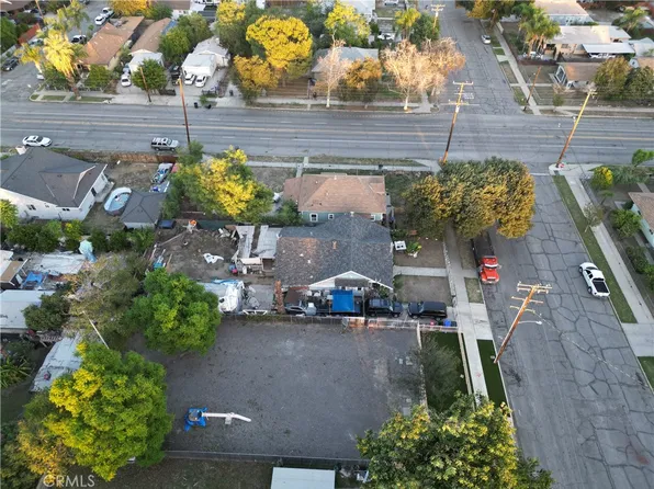 200 W 11th St, San Bernardino, CA 92410