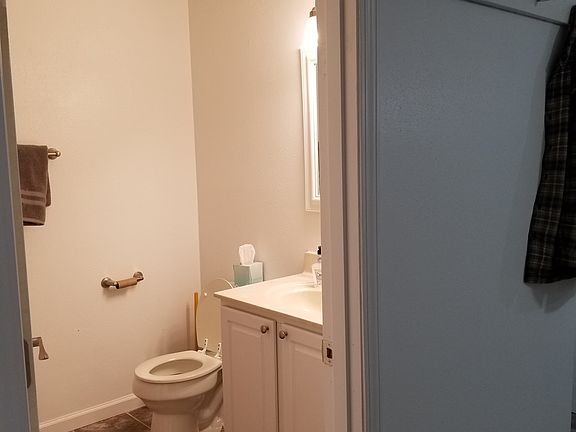 Downstairs Bathroom 