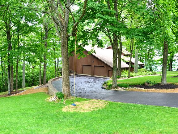 2nd image of 1087 Ashwood Dr