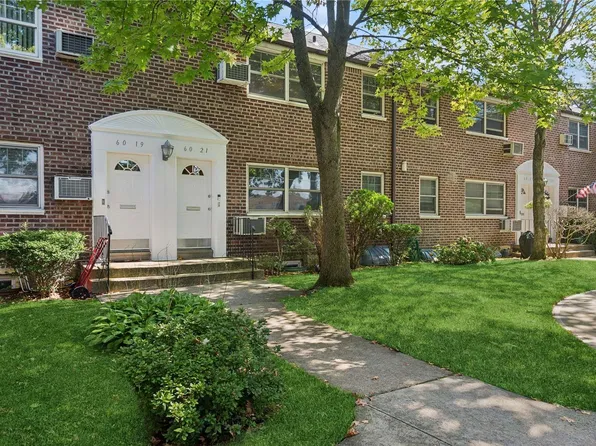 60-21 Marathon Parkway #432, Little Neck, NY 11362