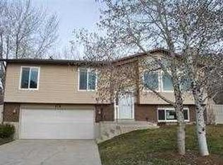 8903 S Powderhorn Dr, Sandy, UT 84093