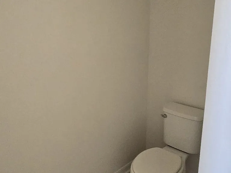 748 Overpool Ave — Photo 8