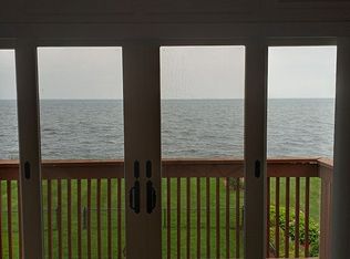 45544 Private Shore Dr, Chesterfield, MI 48047