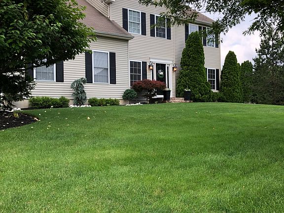 4th image of 1202 Wilkinson Dr