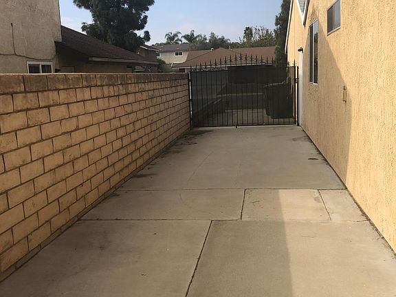 5th image of 2643 S Cucamonga Ave