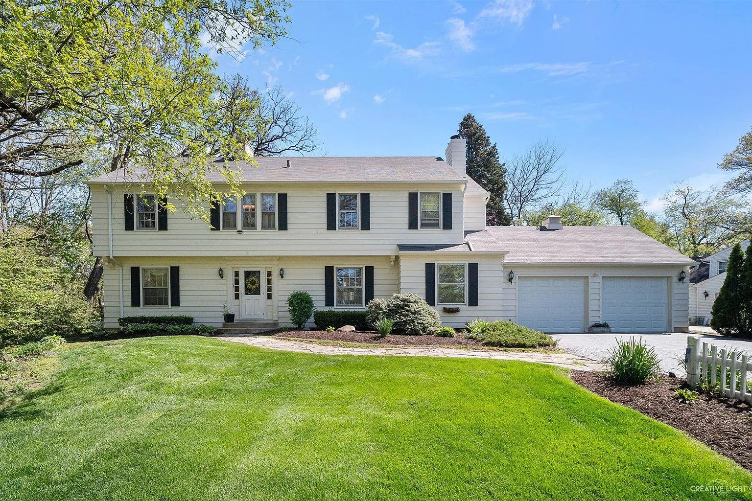 1322 Robinhood Dr photo 1