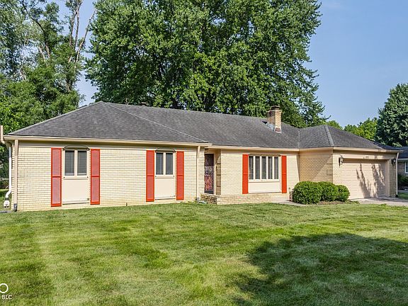 2nd image of 5832 Grandiose Dr