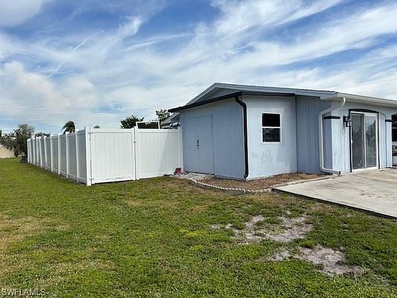 3rd image of 1707 Margate BLVD