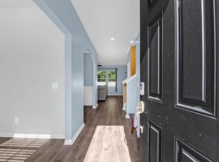 225 Sugarberry Ln, Moncks Corner, SC 29461