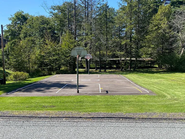 17 Joseph Ln — Photo 30