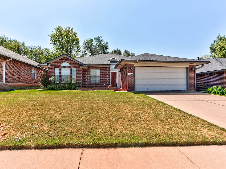 2904 Canyon Oaks Ct