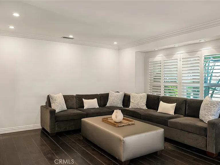 5330 Natick Ave — Photo 8