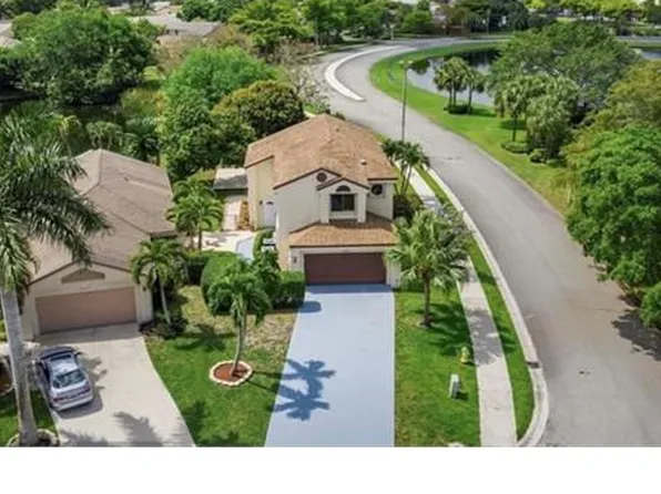3420 NW 21st Ct, Coconut Creek, FL 33066