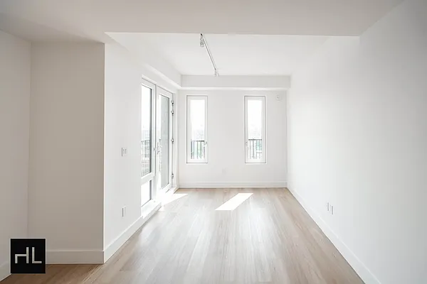 Rented by Highline Residential | media 74
