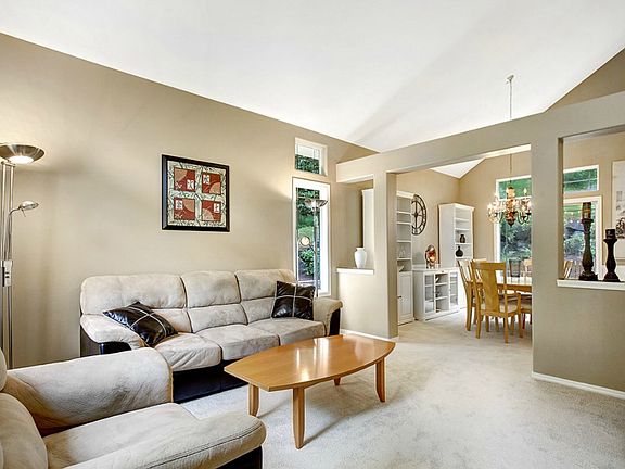 4th image of 17133 35th Ave NE