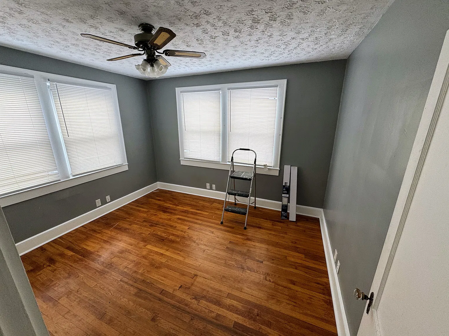 117 Virginia St — Photo 4