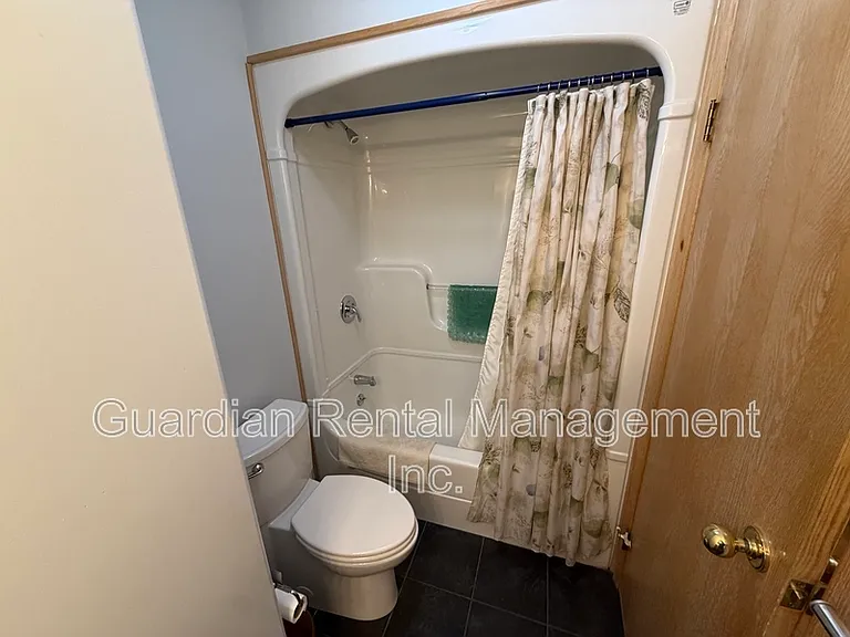 2196 Falconcrest Dr — Photo 22