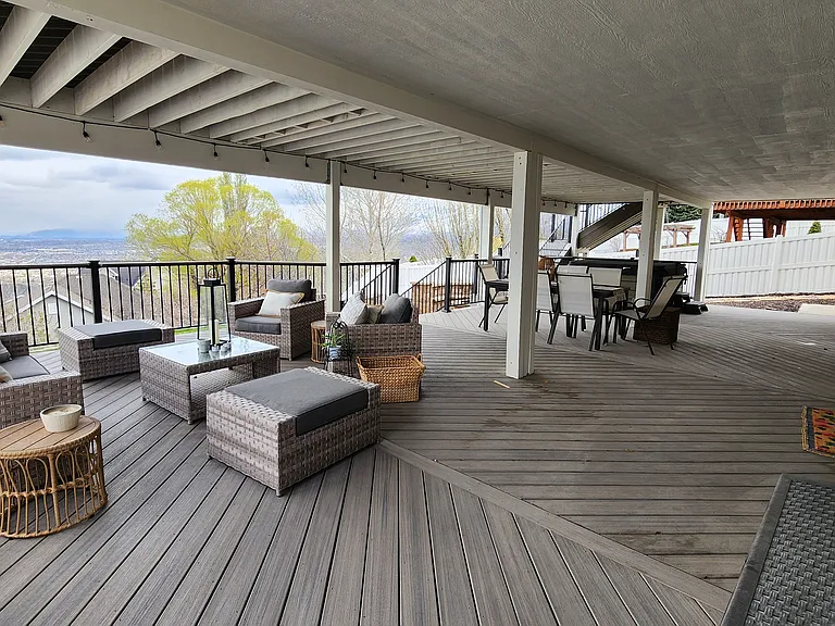 443 E Parowan Way — Photo 28