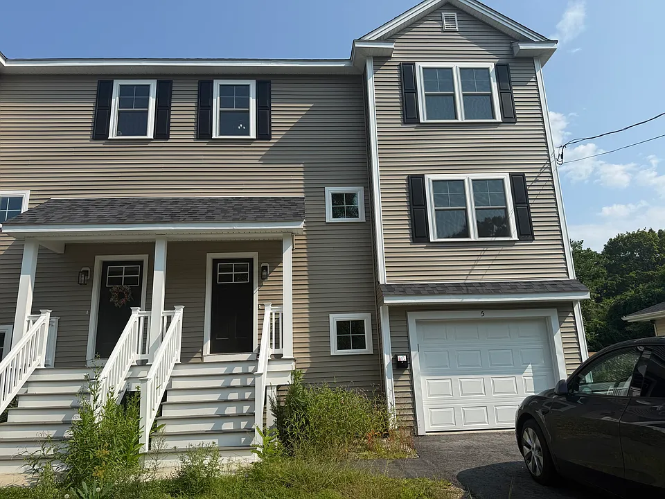 5 Marie St