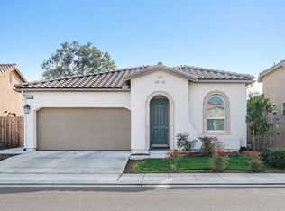 3898 Portals Ave, Clovis, CA 93619