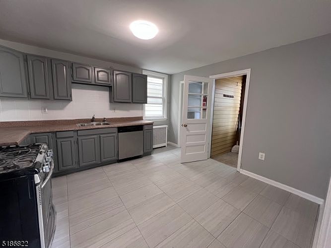 1st image of 40 Norwood St #2