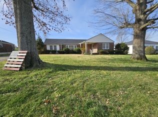 612 Jackson Ave, Carthage, TN 37030