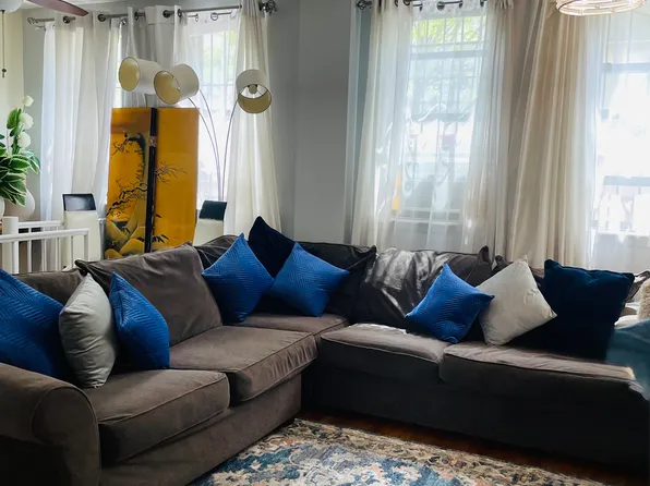 319 East 105th Street image 4 of 24