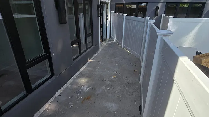 Rented by Nooklyn NYC LLC | media 122