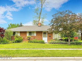 5044 Harding St, Wayne, MI 48184