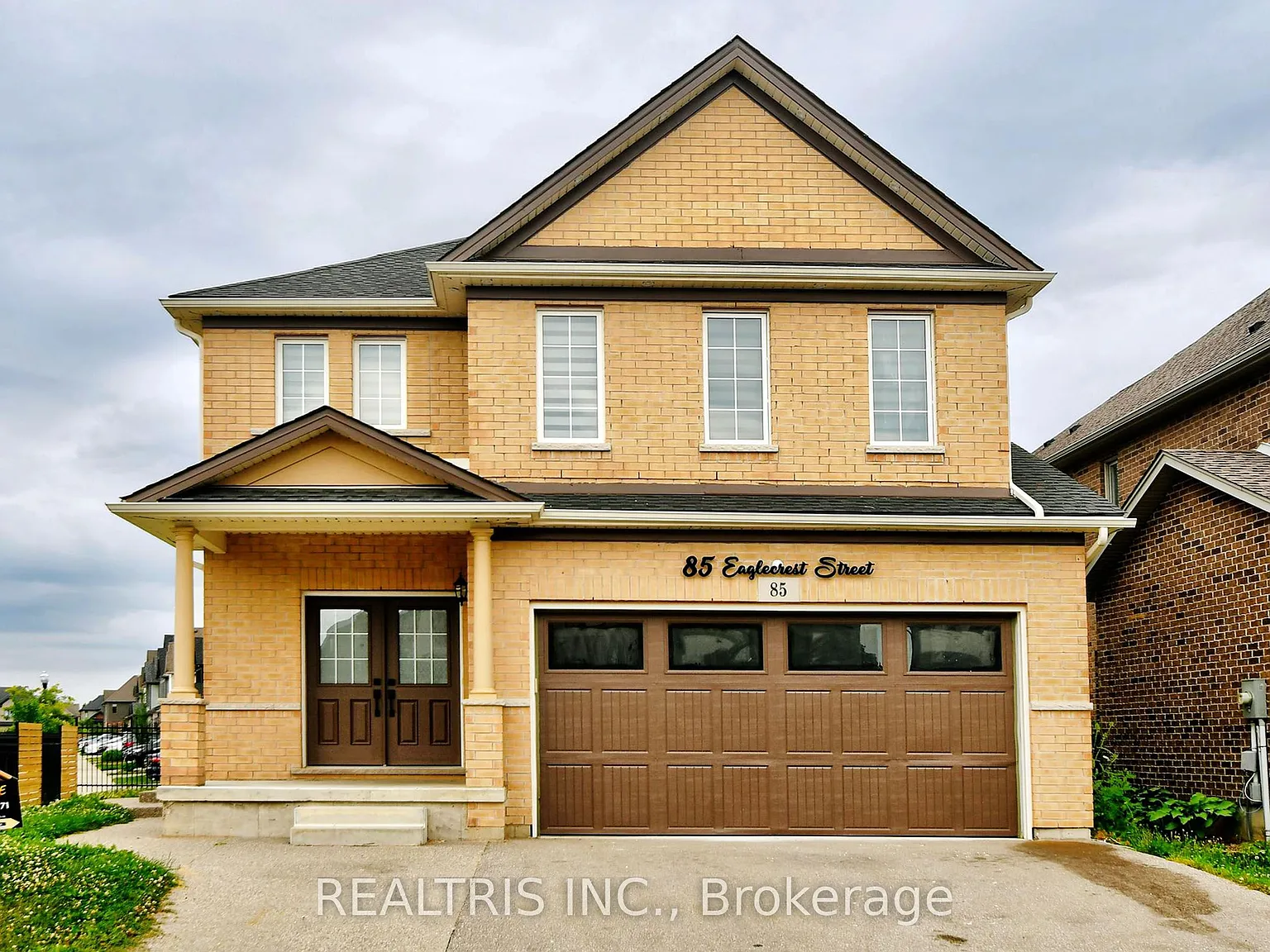 2 bed, $1,800 — Photo 2